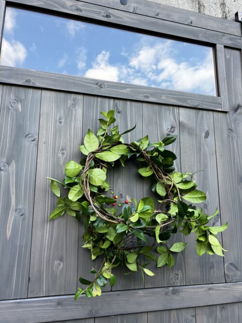 クリスマスリースのような飾り
